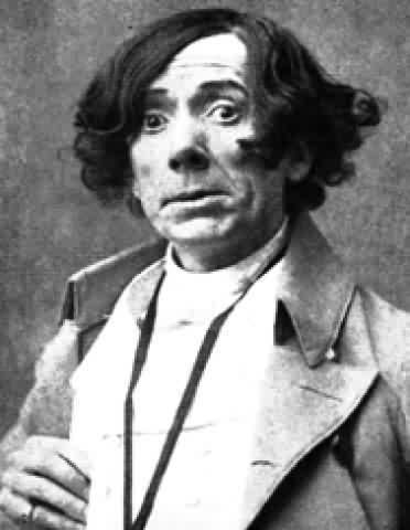 George Grossmith George Grossmith as Robin Oakapple in the original 1887 production