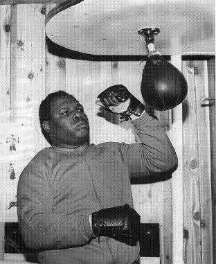 George Johnson (boxer) i28tinypiccomqx7vk0jpg