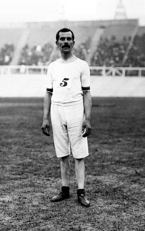 George Larner British athlete George Larner at Londons 1908 Olympic Games Sport