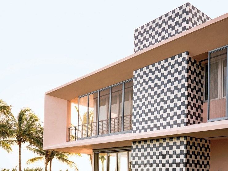 George Lindemann This Modern Home in Miami Beach Is Perfect for a Collector