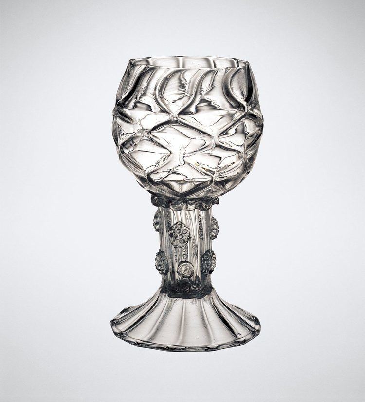 George Ravenscroft All kinds of glass were specialty glasses when first discovered and