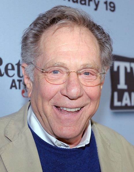 George Segal George Segal Photos Photos TV Lands Hot In Cleveland And