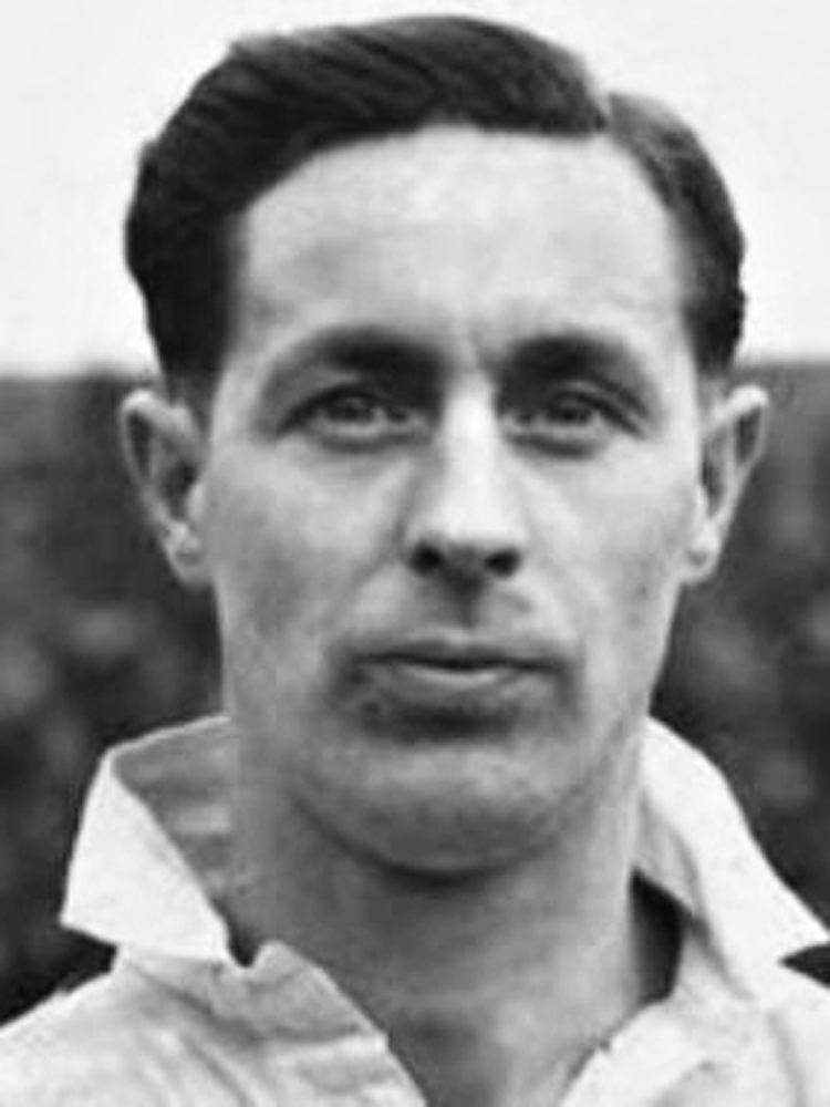 George Smith (footballer, born 1910) George Smith Prolific goalscorer for Manchester City The Independent