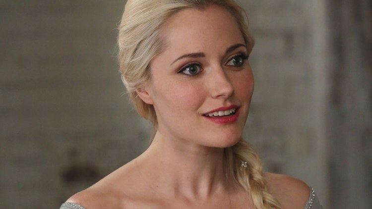 Georgina Haig Once Upon a Time Georgina Haig Talks Elsa and the Frozen