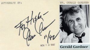 Gerald Gardner (scriptwriter) Author GERALD GARDNER Autographed Card 1992