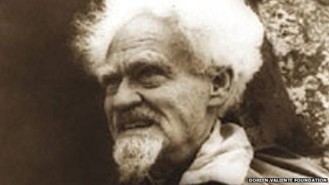 Gerald Gardner (Wiccan) Gerald Gardner Legacy of the 39father of witchcraft39 BBC