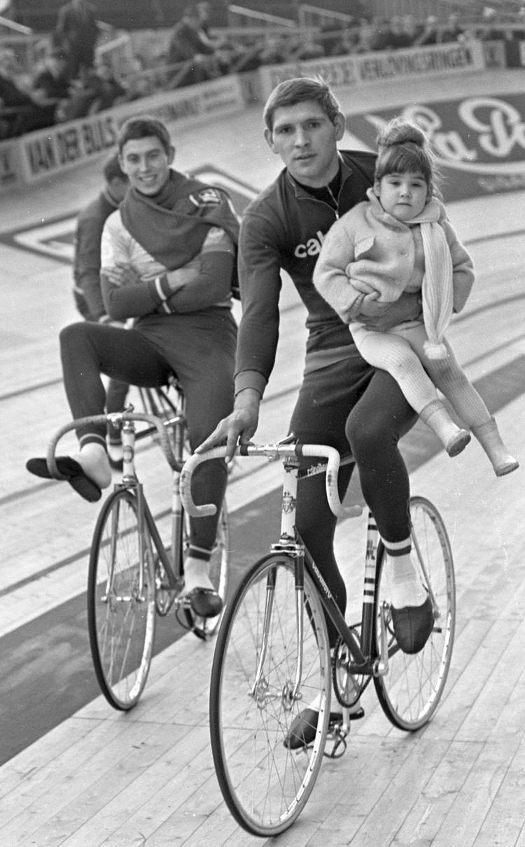 Gerben Karstens FileGerben Karstens and Cor Schuuring with daughter 1967