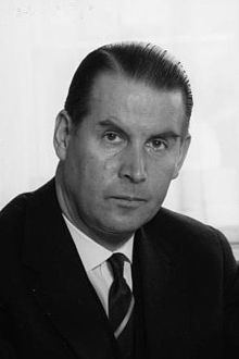 Gerhard Schröder (CDU) httpsuploadwikimediaorgwikipediacommonsthu