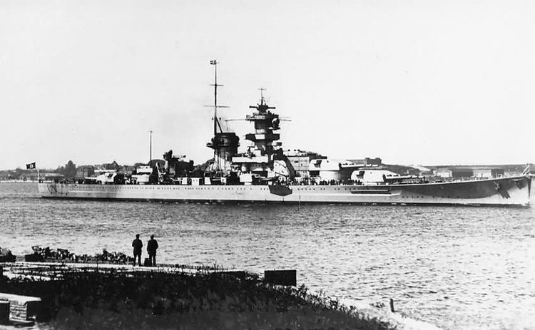 German battleship Gneisenau German battleship Gneisenau Broadside World War Photos