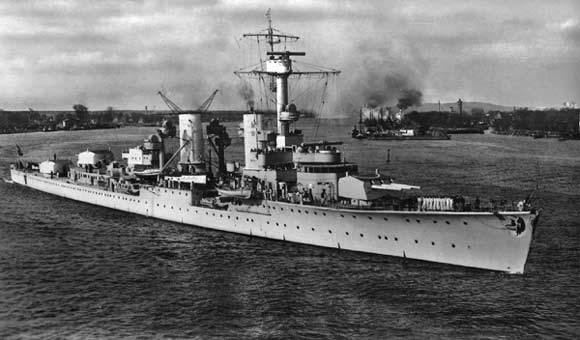 German cruiser Königsberg German light cruiser Knigsberg of the Kriegsmarine BadAss