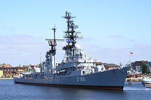 German destroyer Mölders httpsuploadwikimediaorgwikipediacommonsthu