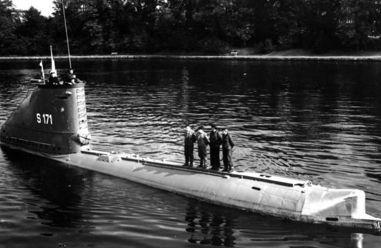 German submarine U-4710