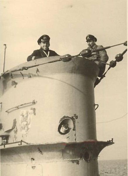German submarine U-557 httpswwwuhistoriacomuhistoriahistoriahubo