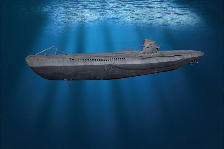 German submarine U-571 11FOOT U571 FILMING MINIATURE SUBMARINE FROM U571
