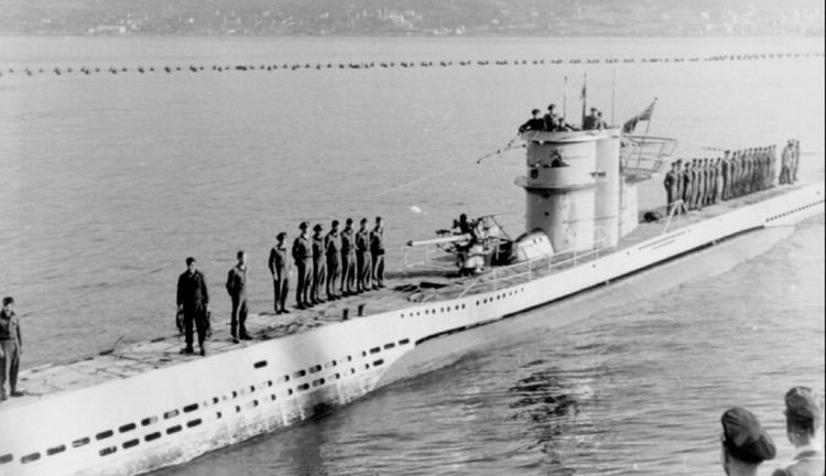 German submarine U-963 httpswwwjornaldeleiriapttmp20demaiode19