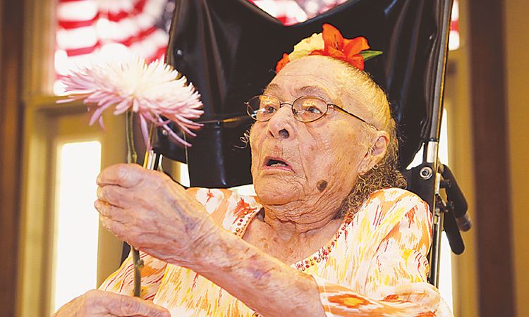 Gertrude Weaver After Being Crowned World39s Oldest Person Gertrude Weaver