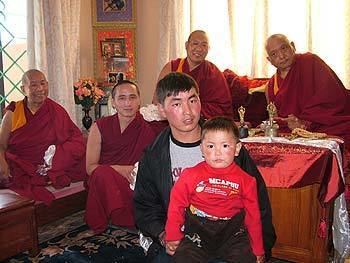 Geshe Lama Konchog Geshe Lama Konchog39s reincarnation has been found 2006