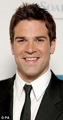 Gethin Jones idailymailcoukipix20110206article1354148