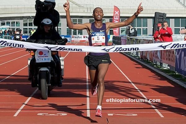 Getu Feleke Ethiopian Getu Feleke won Amsterdam Marathon with new