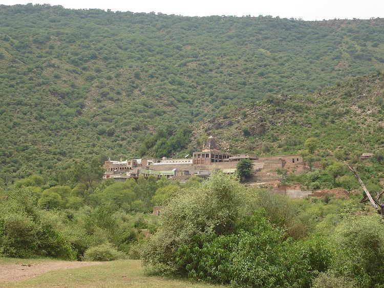 Ghazi Nara