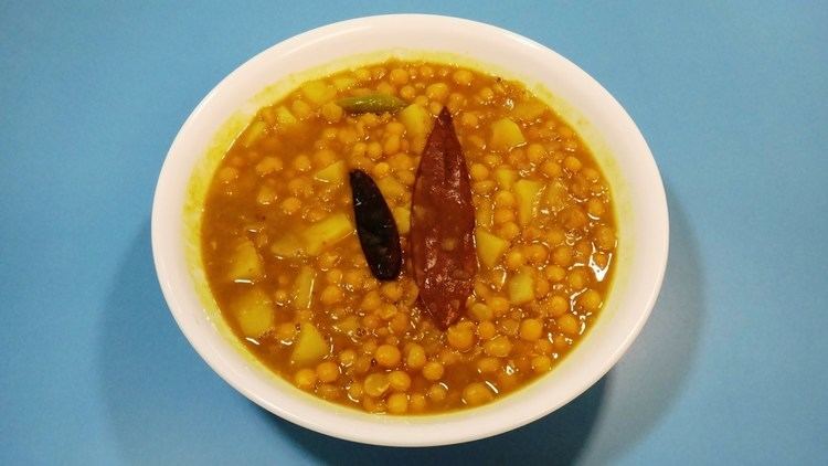 Ghugni Ghugni Yellow Peas Curry Indian Cuisine YouTube