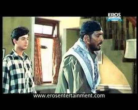 Scene of Nana Patekar as Ghulam-E-Musthafa with a good man in the movie Ghulam-E-Musthafa