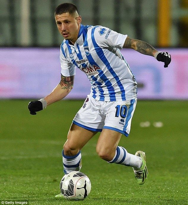 Gianluca Lapadula Leicester City eyeing Pescara frontman Gianluca Lapadula as the