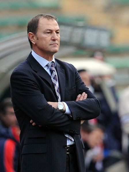 Gianni De Biasi Gianni De Biasi Photos AS Bari v Udinese Calcio Serie