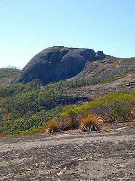 Gibraltar Rock (Western Australia) httpsuploadwikimediaorgwikipediacommonsthu