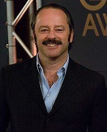 Gil Bellows httpsuploadwikimediaorgwikipediacommonsthu