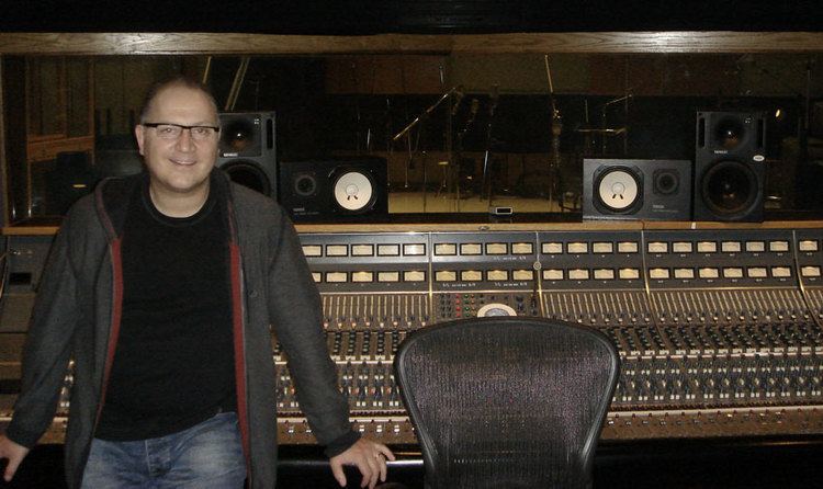 Gil Norton Gil Norton lists his favourite studio gear MusicRadar