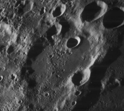 Gilbert (lunar crater)