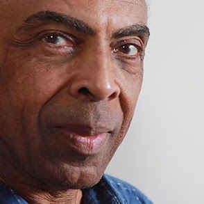 Gilberto Gil httpsimgdiscogscomXXawbqrKNoiPIGwy03ylYJGYs