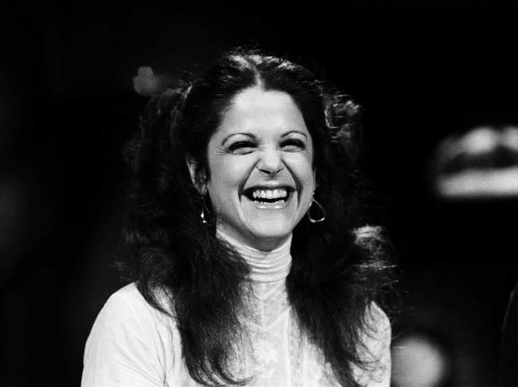 Gilda Radner Gilda Radner39s Tips for Pimple Coverage The Cut