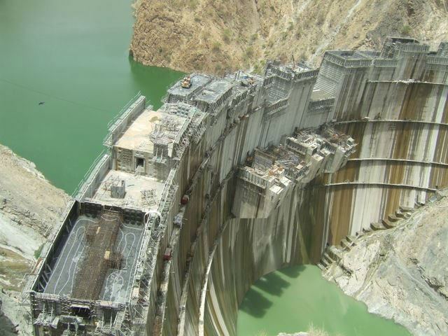 Gilgel Gibe III Dam httpsthisisafricamewpcontentuploadssites4