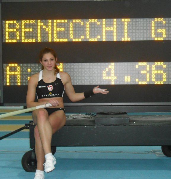 Giorgia Benecchi Salto con l39asta titolo italiano per Giorgia Benecchi