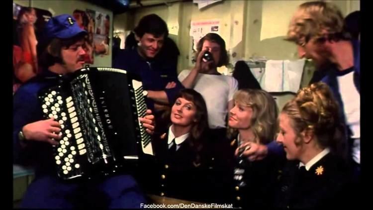 Girls at Sea (1977 film) Piger til ss 1977 Lasses nye pige Lille Palle YouTube