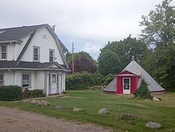 Gladstone Springhouse and Bottling Plant httpsuploadwikimediaorgwikipediacommonsthu