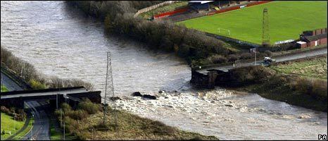 Glanrhyd Bridge collapse BBC News Can you stop bridges collapsing in floods