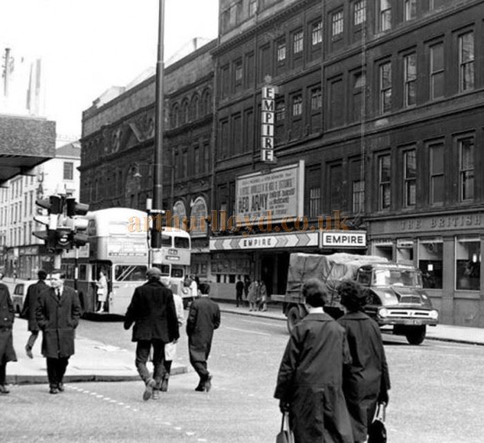 Glasgow Empire Theatre The Empire Theatre 31 to 35 Sauchiehall Street and West Nile St