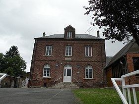 Glatigny, Oise httpsuploadwikimediaorgwikipediacommonsthu