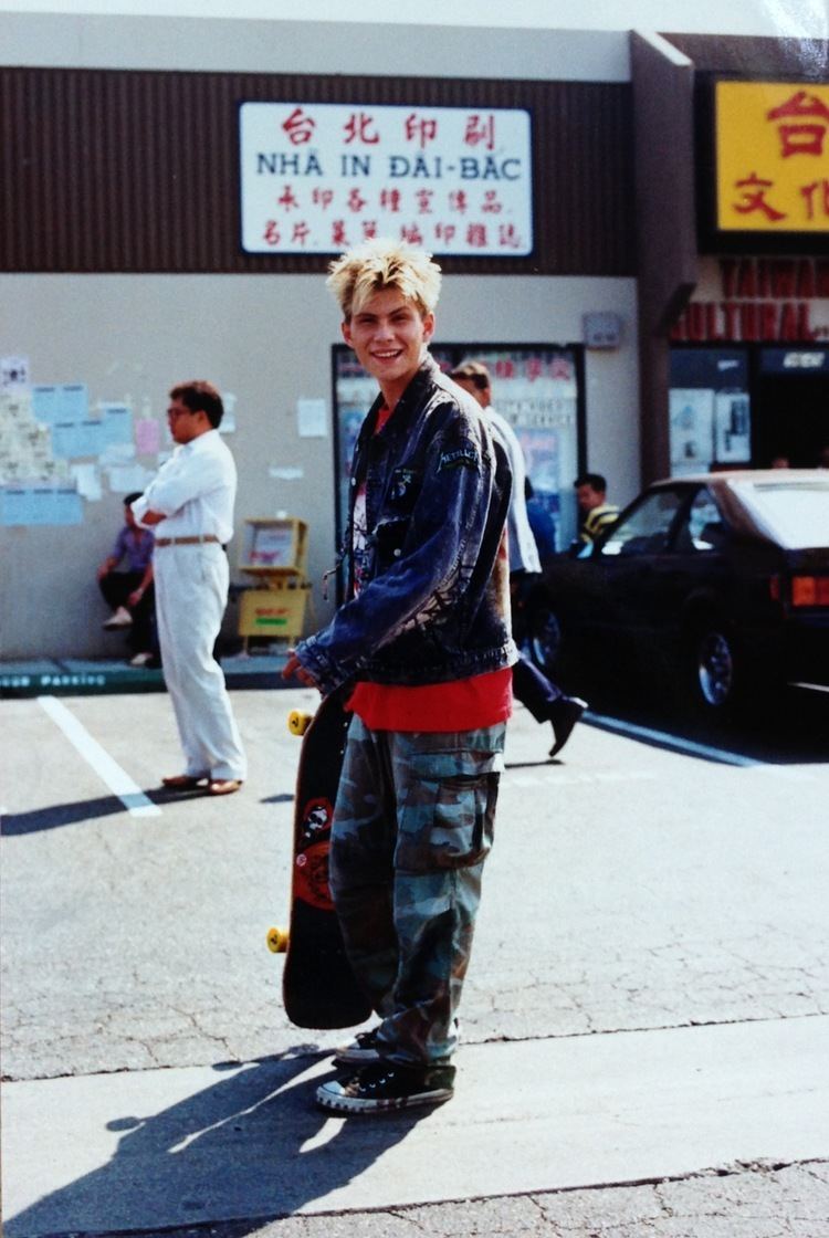 Gleaming the Cube Christian Slater on the set of Gleaming The Cube in 198889