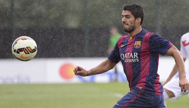 Glen Salmon South Africas Glen Salmon backs former team mate Luis Suarez to