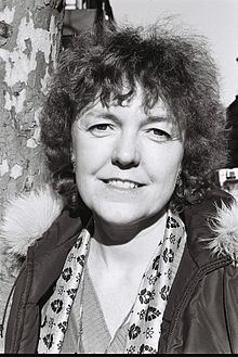 Glenda Adams httpsuploadwikimediaorgwikipediacommonsthu