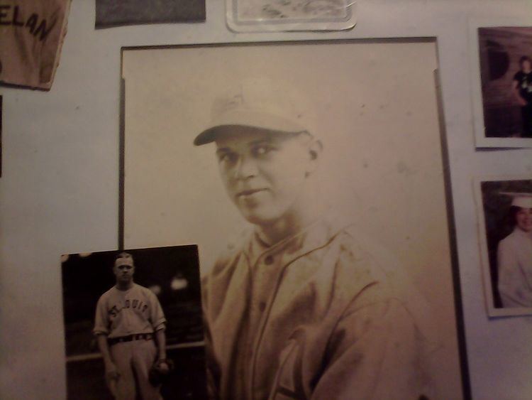 Glenn Liebhardt (1930s pitcher)