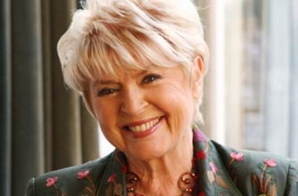 Gloria Hunniford gloriahunnifordloosewomenjpg