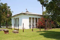 Glover Mausoleum httpsuploadwikimediaorgwikipediacommonsthu