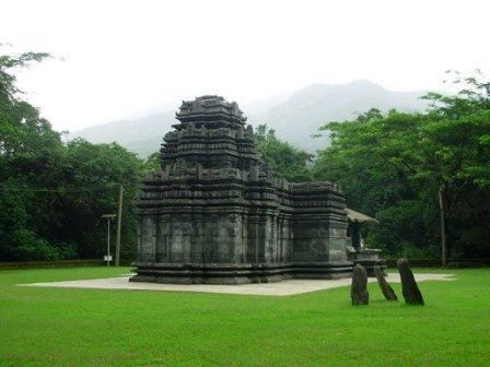 Goan temple Goa Tourist AttractionShri MahalasaShri Shantadurga Temple Kavlem