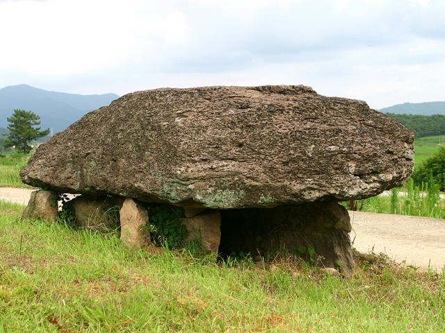 Gochang, Hwasun and Ganghwa Dolmen Sites Korean Dolmens Tour Stone Tomb in Korea