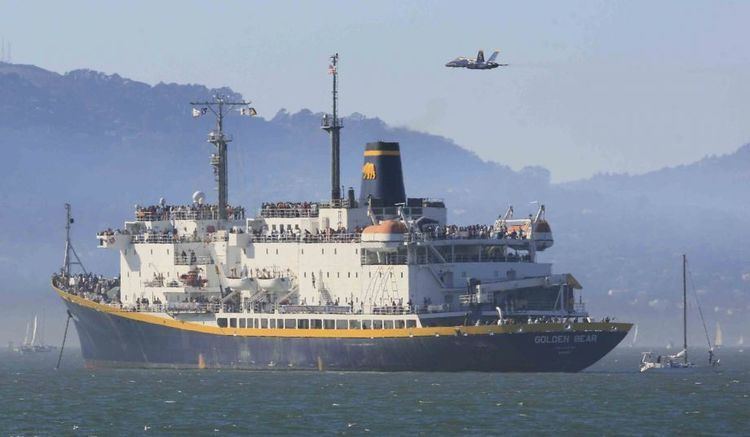 Golden Bear (ship) Day on the Bay